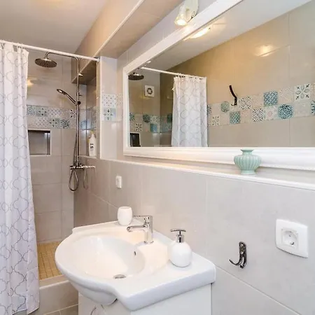 Maestral Villa Brsečine