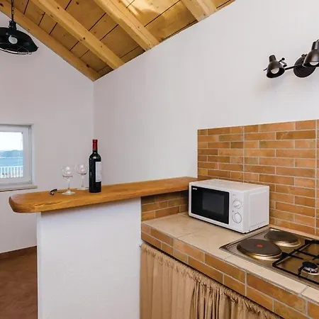 Villa Maestral Brsečine