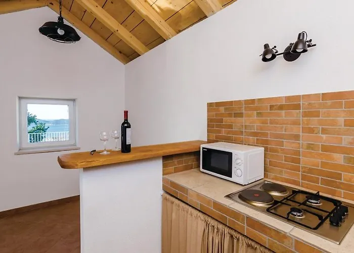 Villa Maestral Brsečine